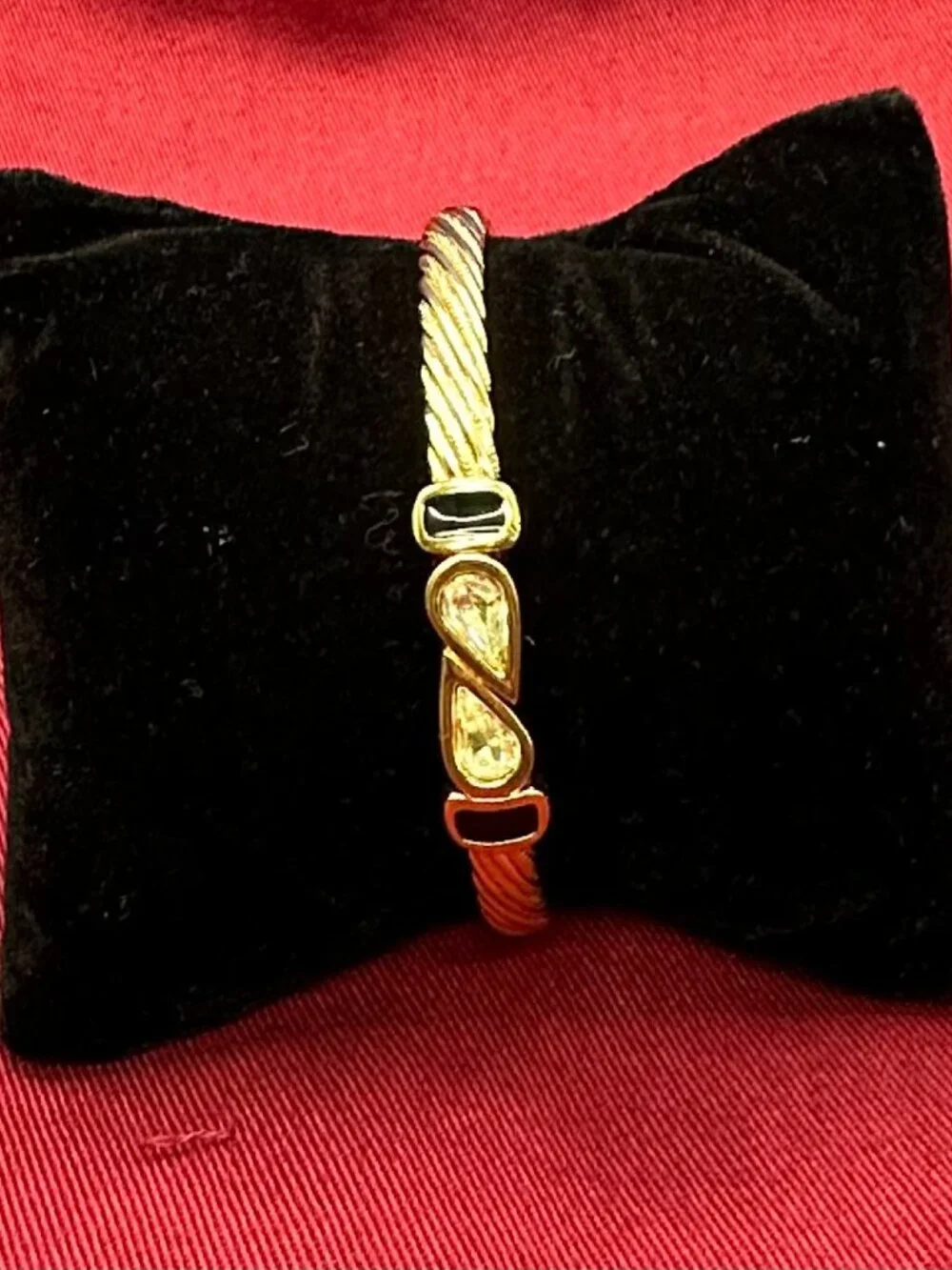 VTG S.A.L. (Swarovski) Gold-Toned Cable & Crystal Bangle Bracelet